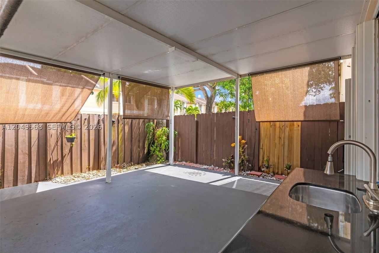 13931 Sw 177th St #0 - Photo 5 of 32