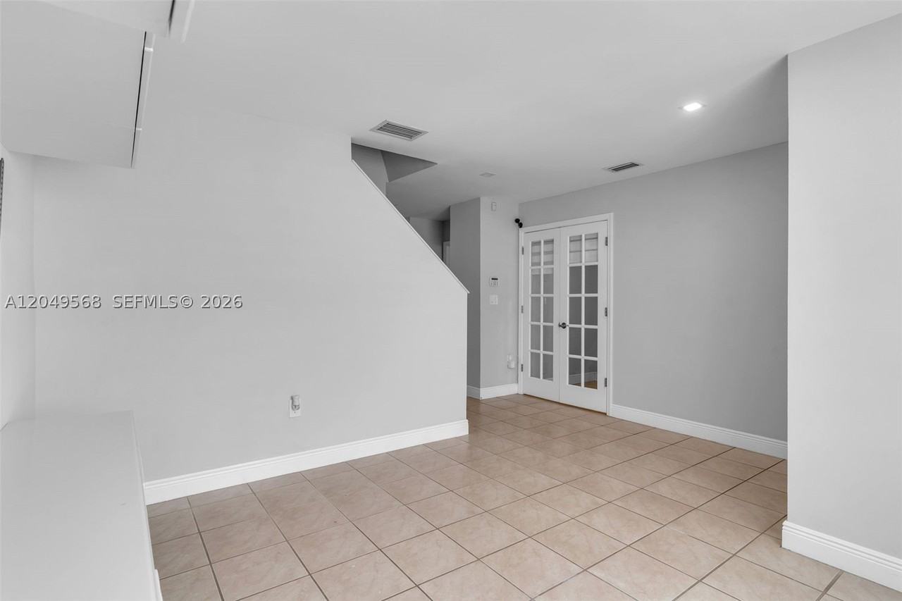 13931 Sw 177th St #0 - Photo 7 of 32