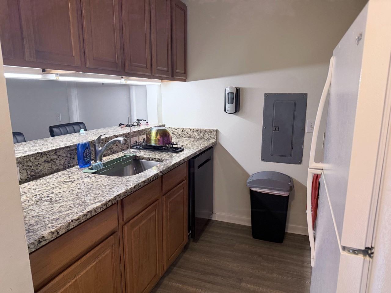 Collegiate Cir - Photo 3 of 7