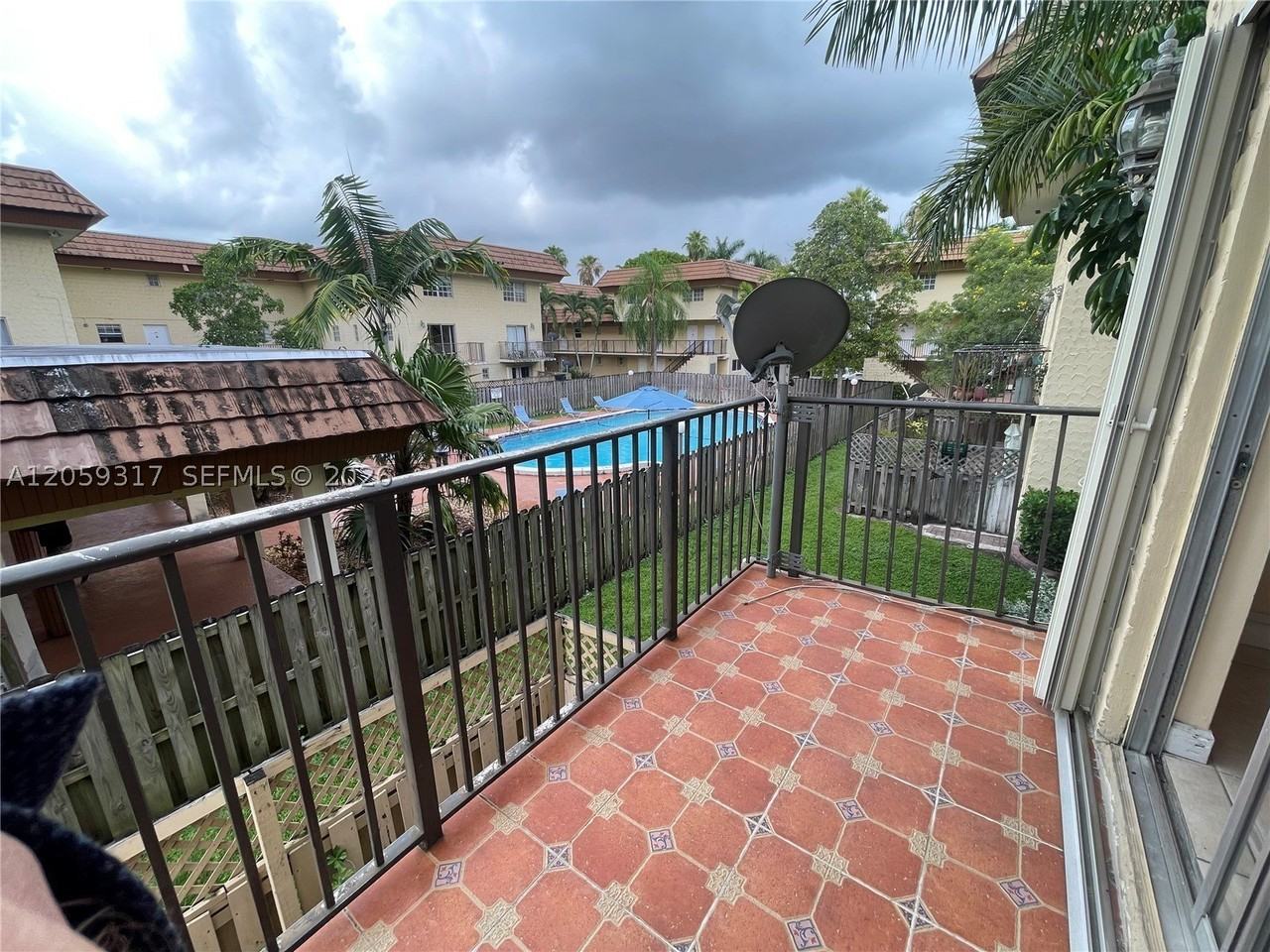 8600 Sw 109th Ave #4-220 - Photo 4 of 18