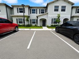 126 SE 11th Ct - Photo 1 of 1