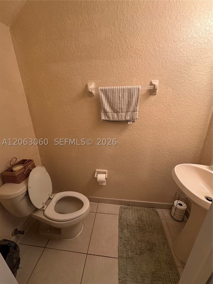 4917 Sw 140th Ter #9 - Photo 7 of 17