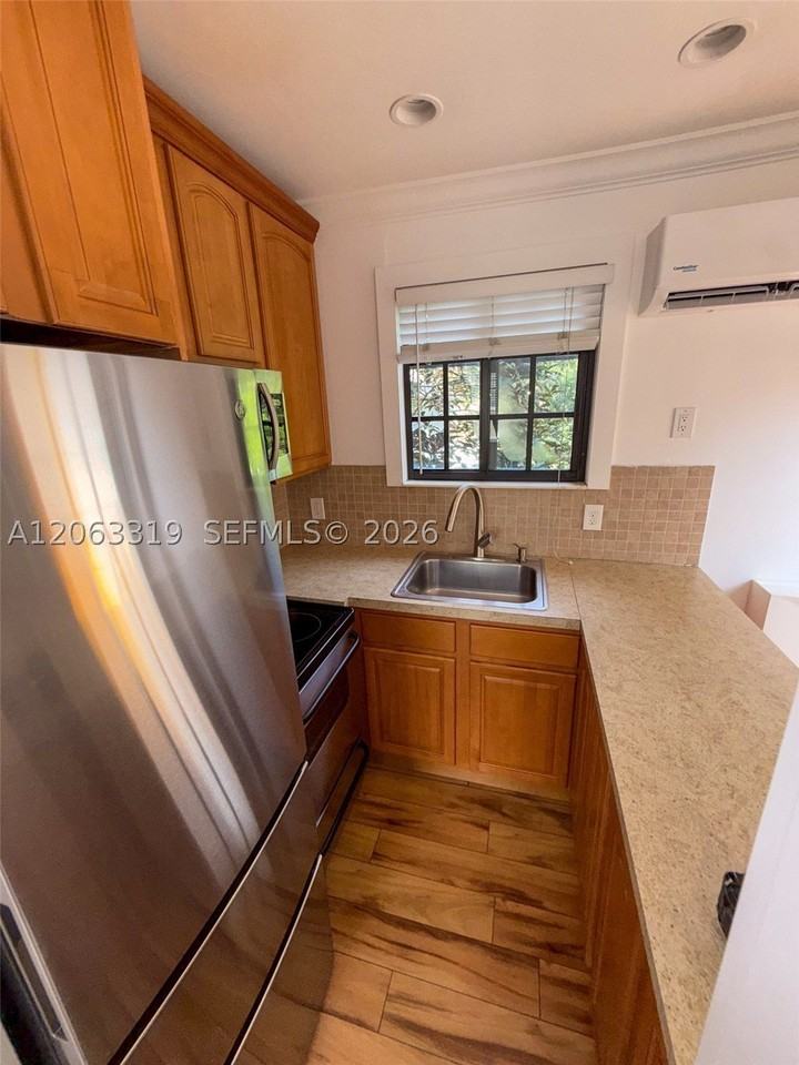 1222 Salzedo St #4 - Photo 4 of 28