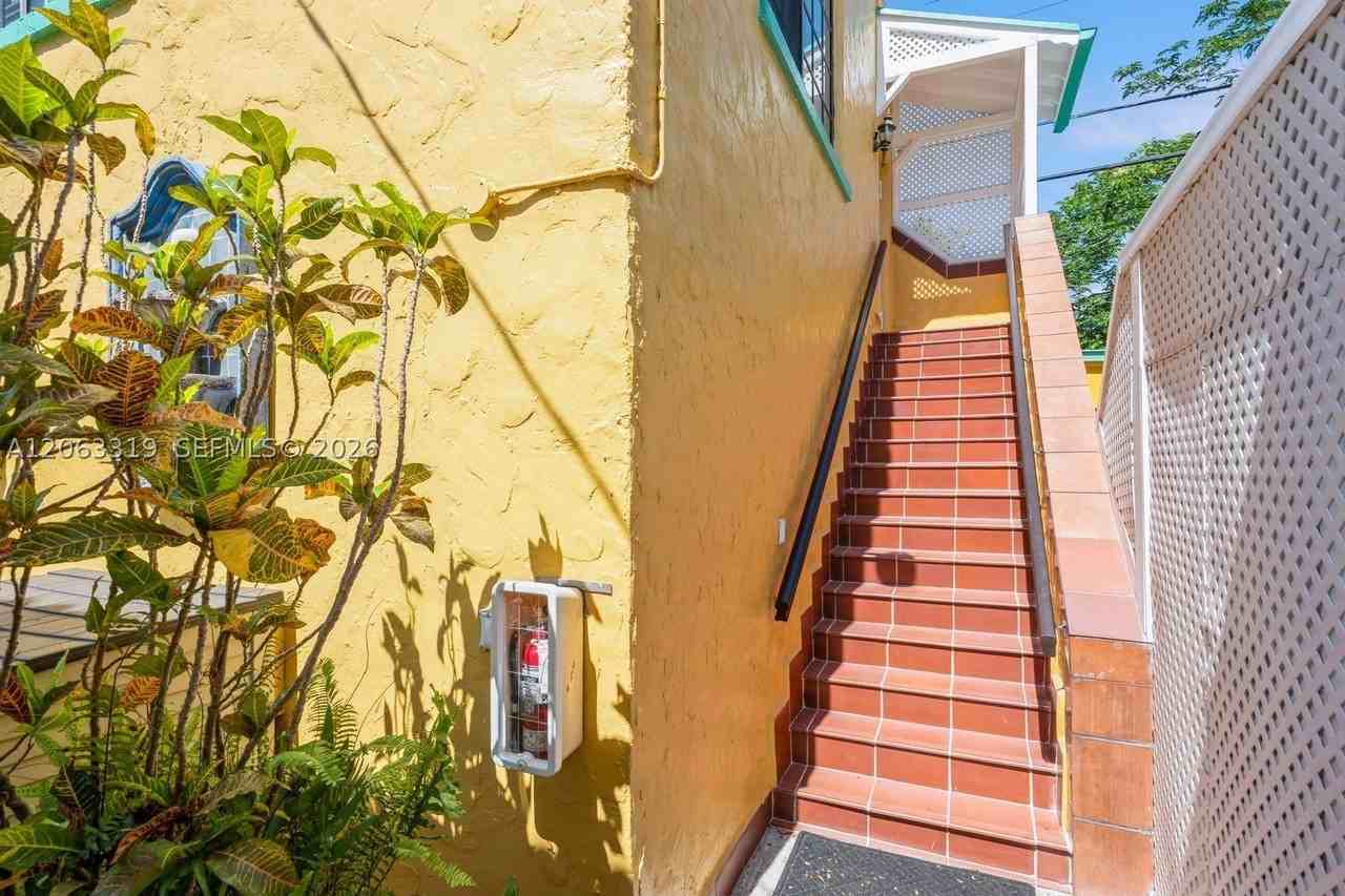 1222 Salzedo St #4 - Photo 3 of 29