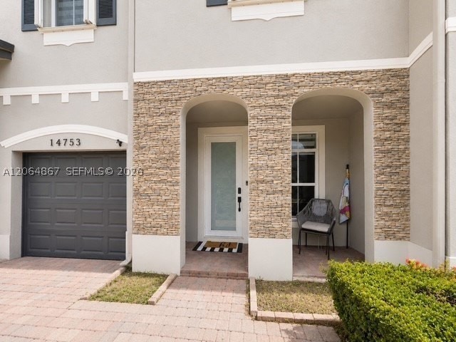 14753 Sw 25th St - Photo 2 of 43