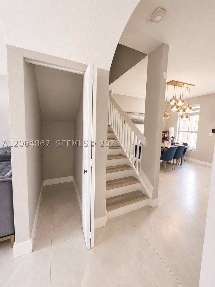 14753 Sw 25th St - Photo 6 of 43