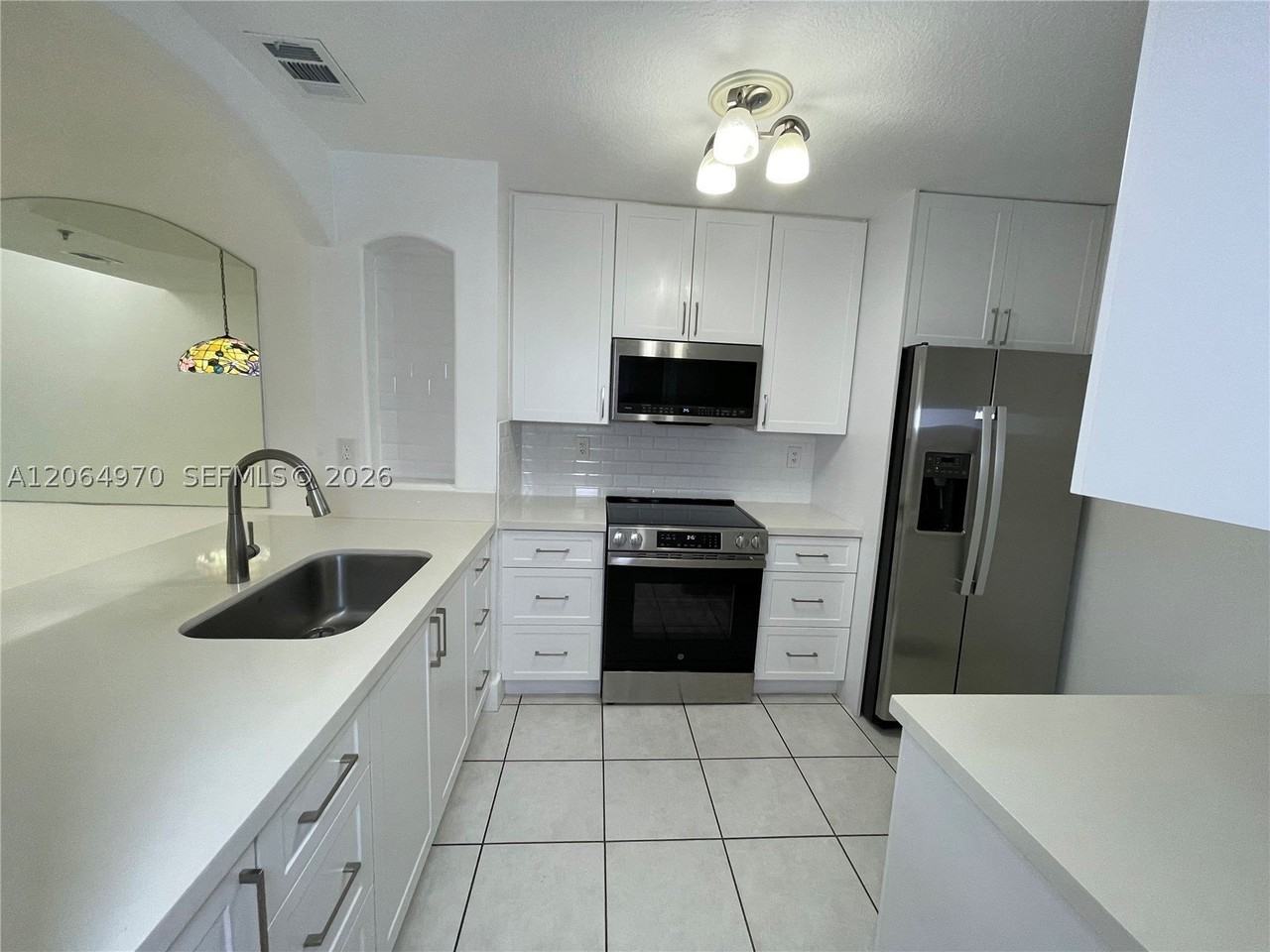 905 Nw 82nd Ave #111B - Photo 2 of 22