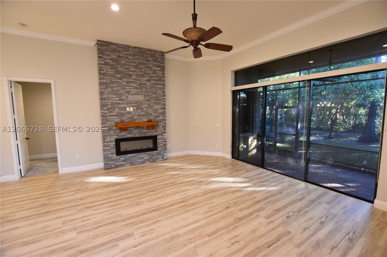 10086 Noceto Way - Photo 2 of 50
