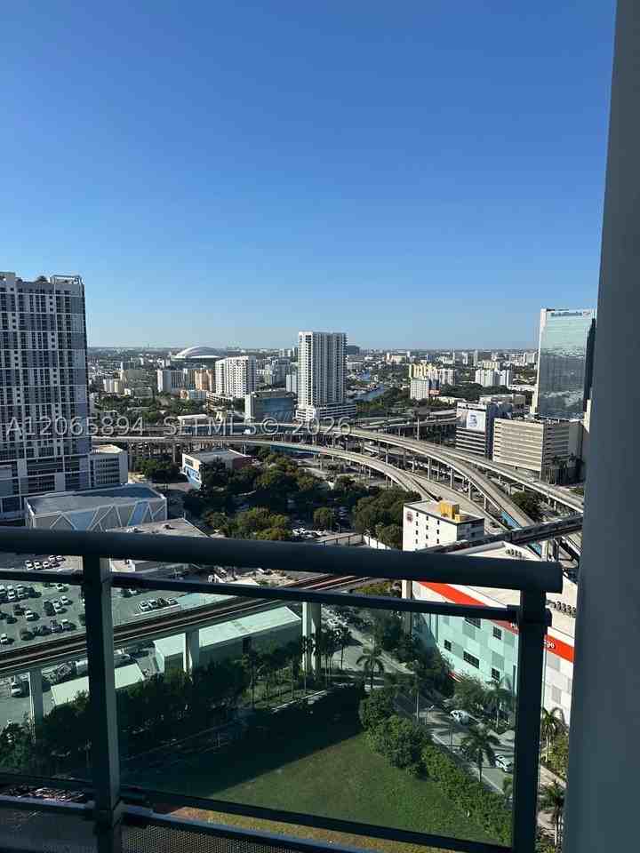 350 S Miami Ave #2913