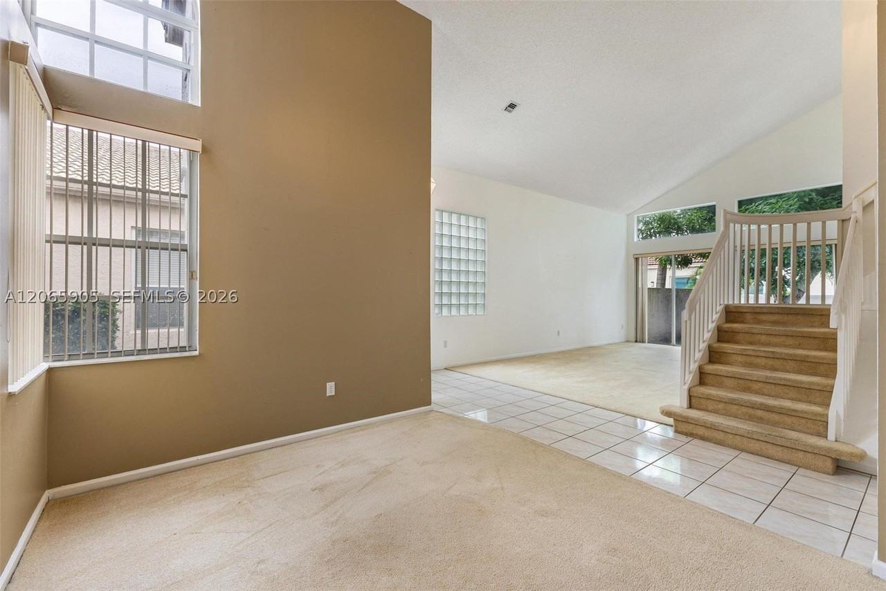 2138 Chagall Cir - Photo 7 of 27