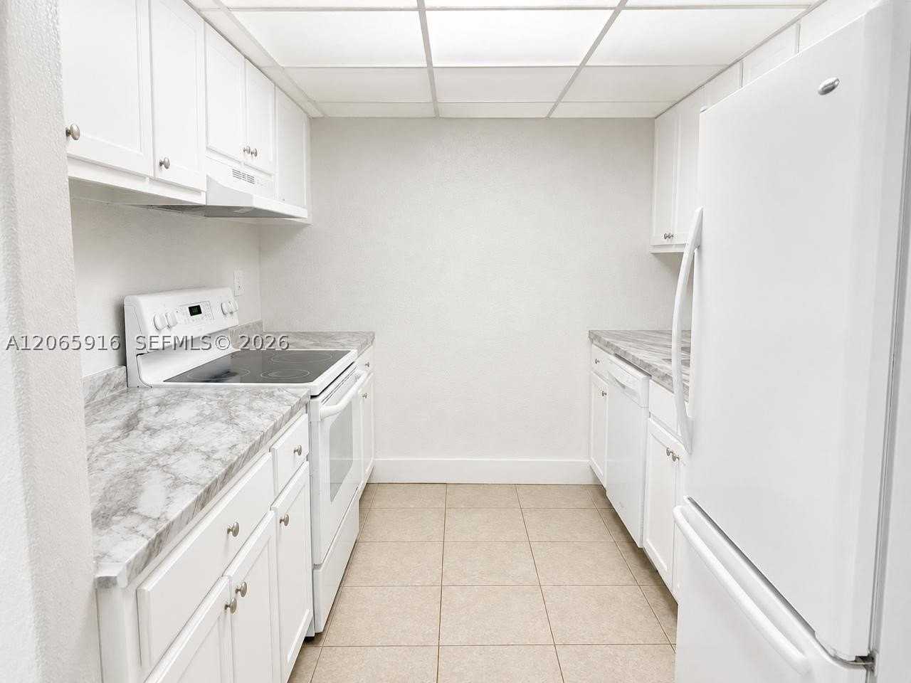 1855 Ne 121st St #6 - Photo 5 of 11
