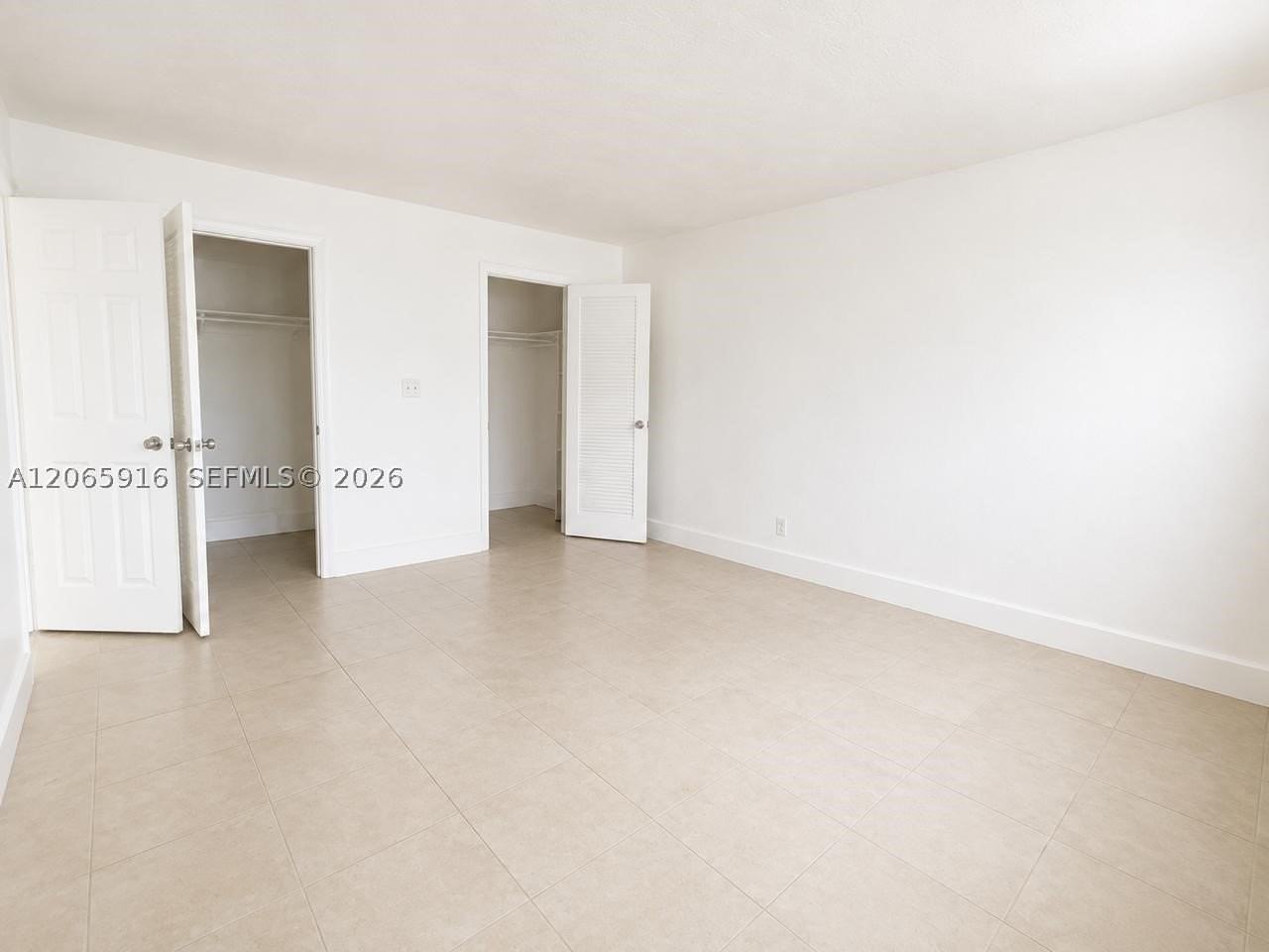 1855 Ne 121st St #6 - Photo 6 of 11