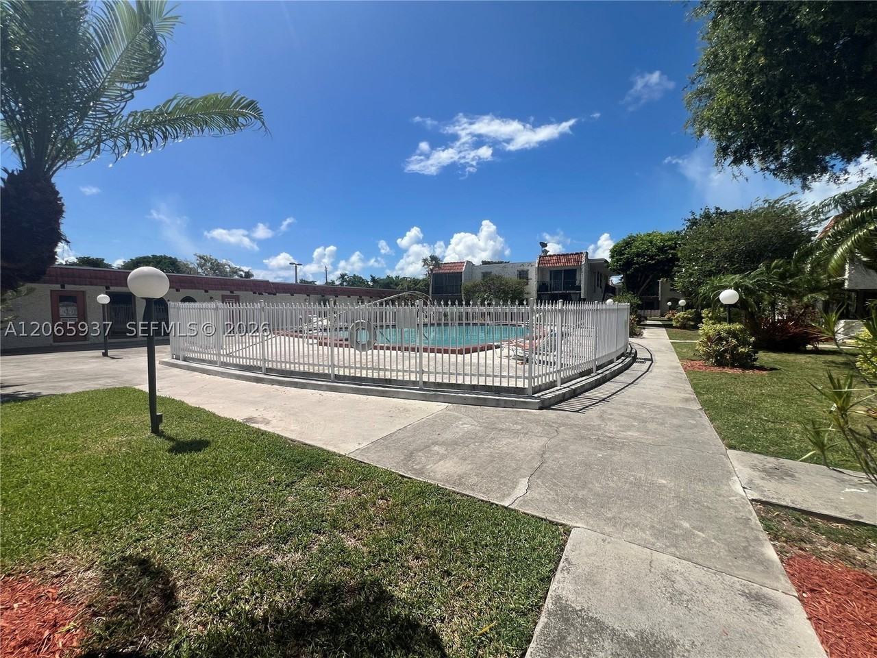8701 Sw 141st St #H3 - Photo 5 of 13