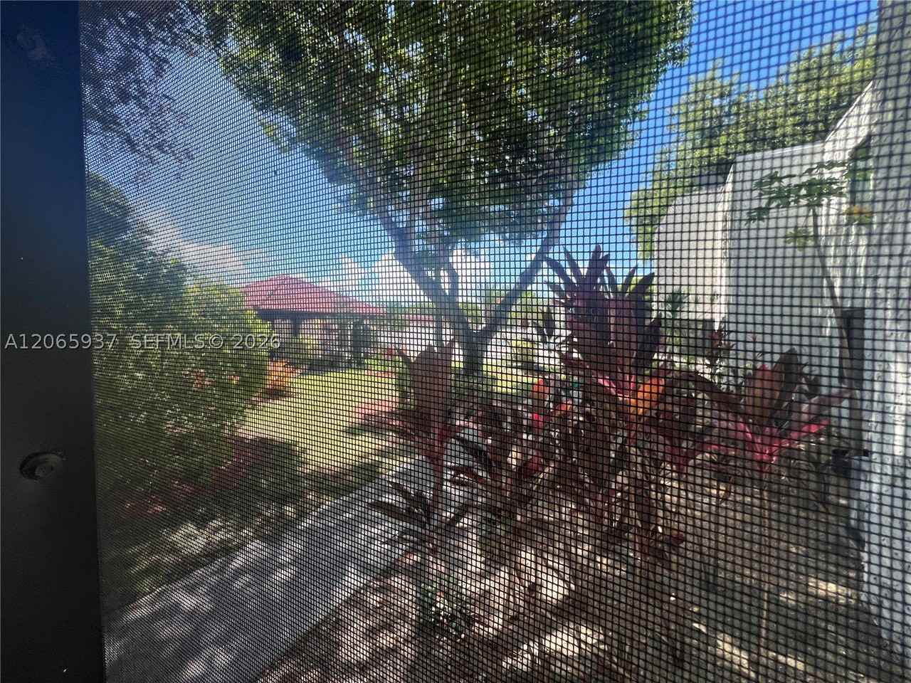 8701 Sw 141st St #H3 - Photo 6 of 13
