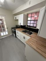 2424 Sw 21st Ter - Photo 1 of 1