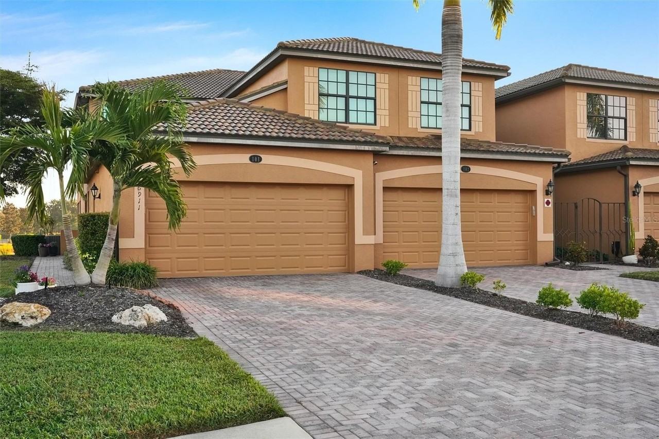 6911 Grand Estuary Trl #102 - Photo 3 of 36