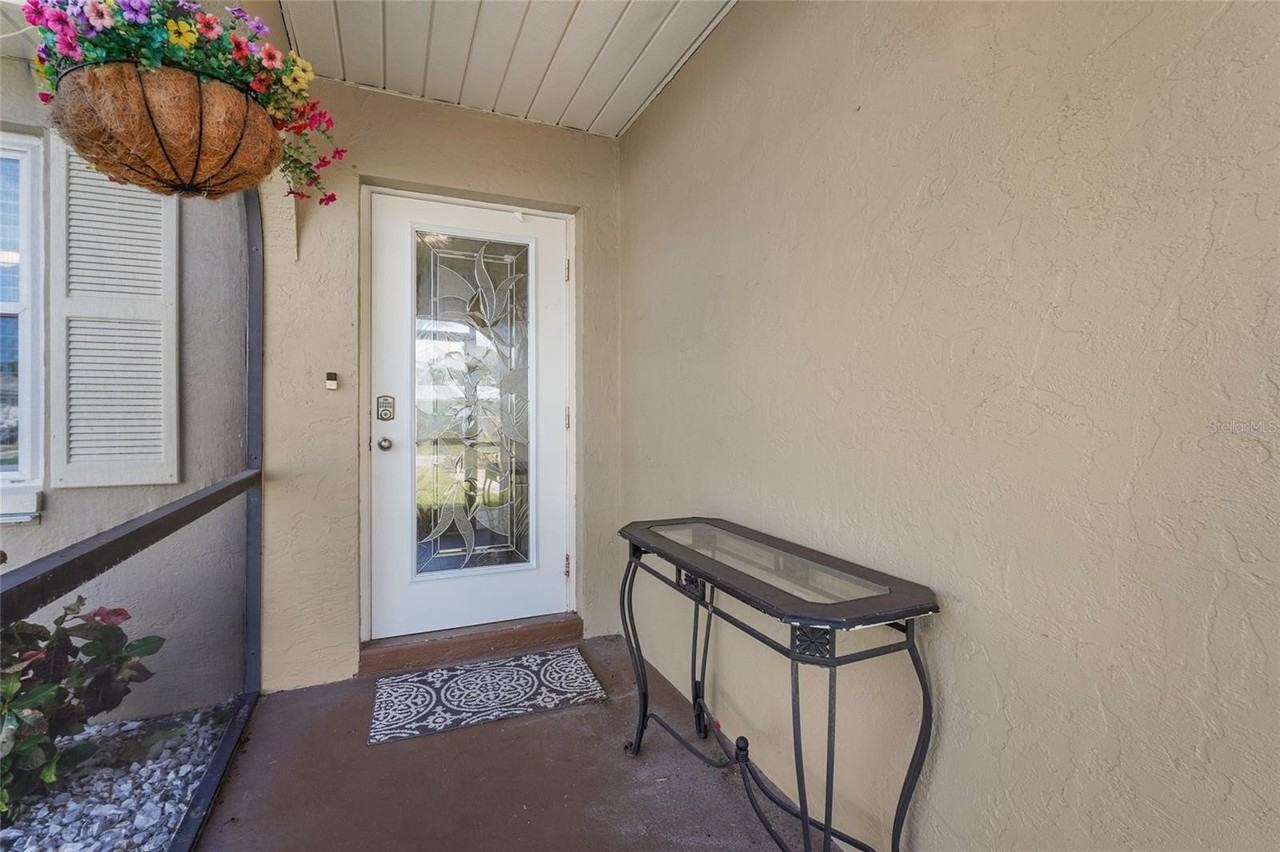 4215 Pandora Rd - Photo 3 of 46