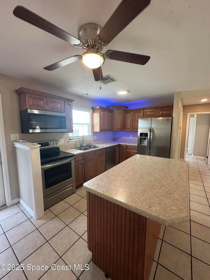 660 Belvedere Road NorthwestUnit B #1 - Photo 5 of 14