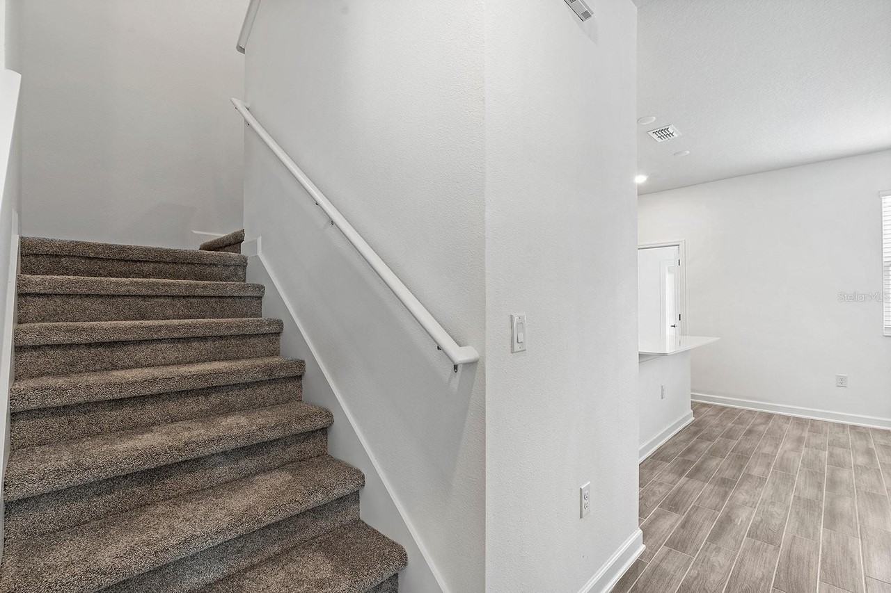 3039 Ella Way - Photo 6 of 35