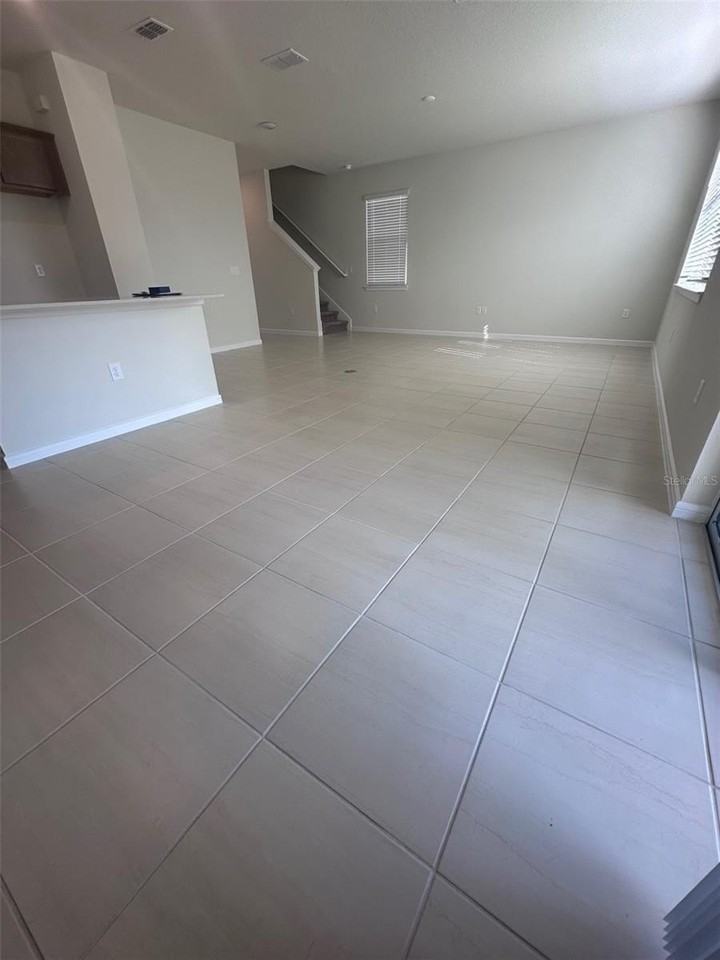 17539 Saw Palmetto Ave - Photo 5 of 19