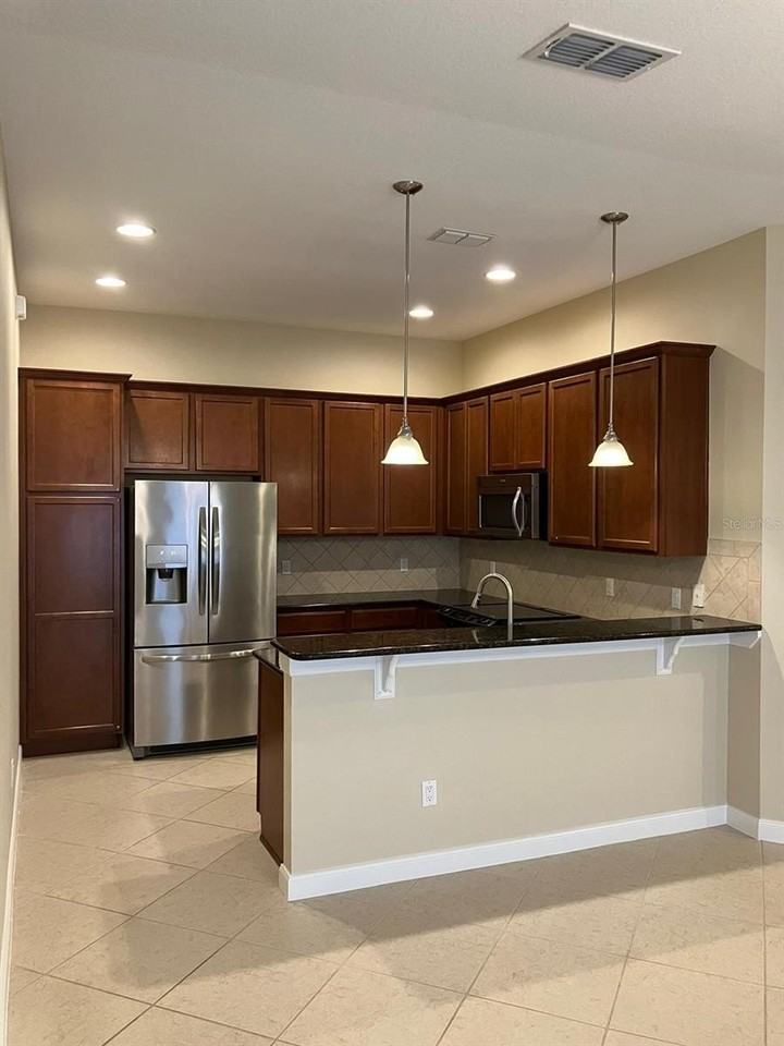 11896 Fiore Dr - Photo 3 of 38