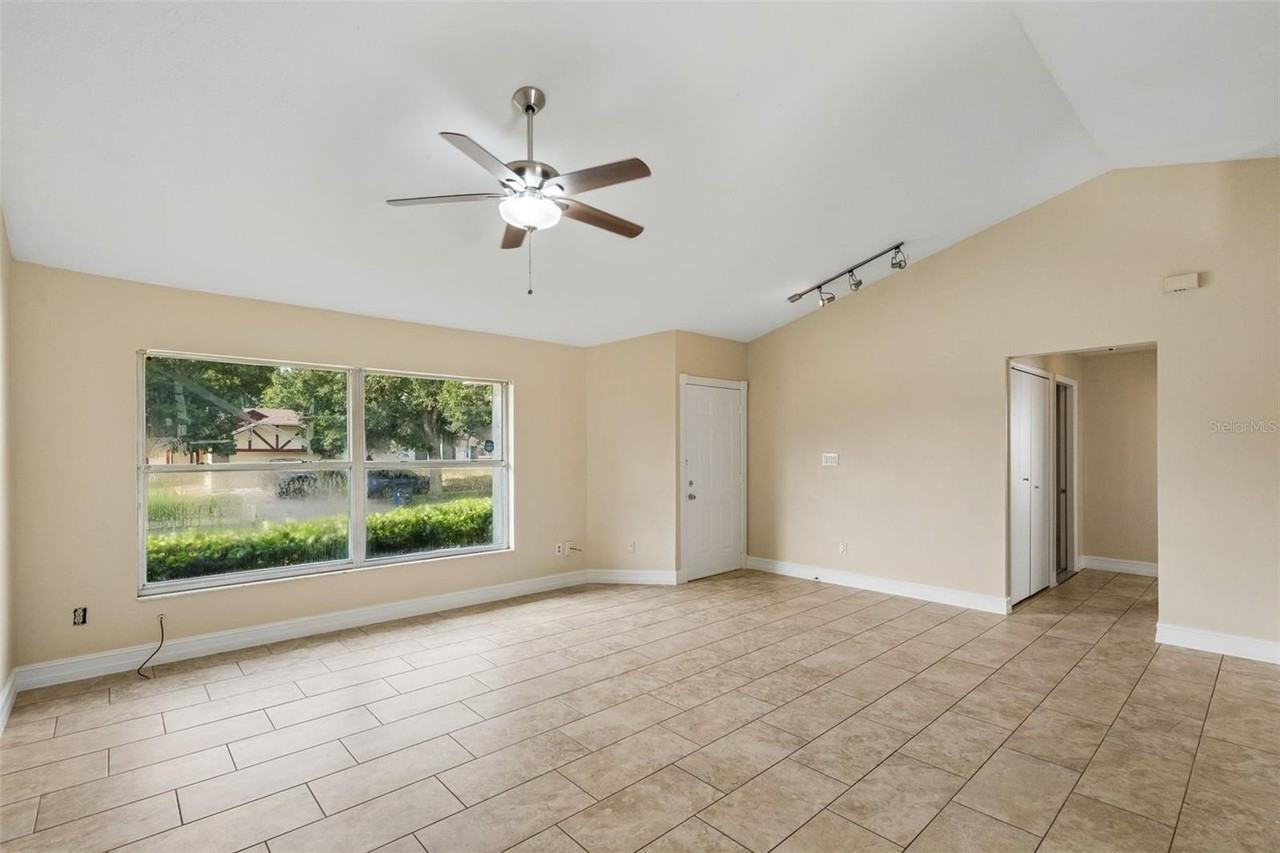 7769 Barberry Dr - Photo 4 of 20