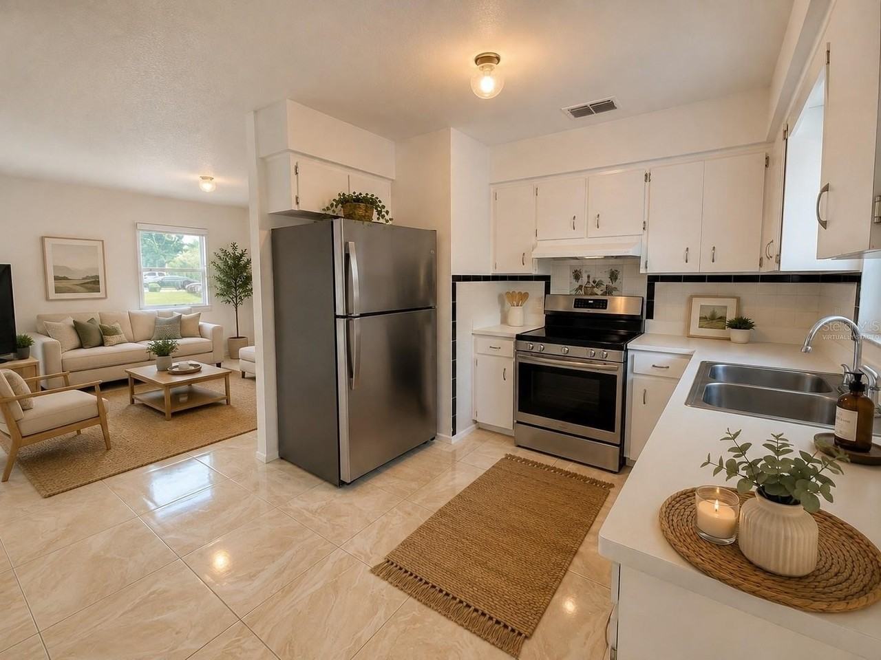 206 S 20th St - Photo 2 of 15