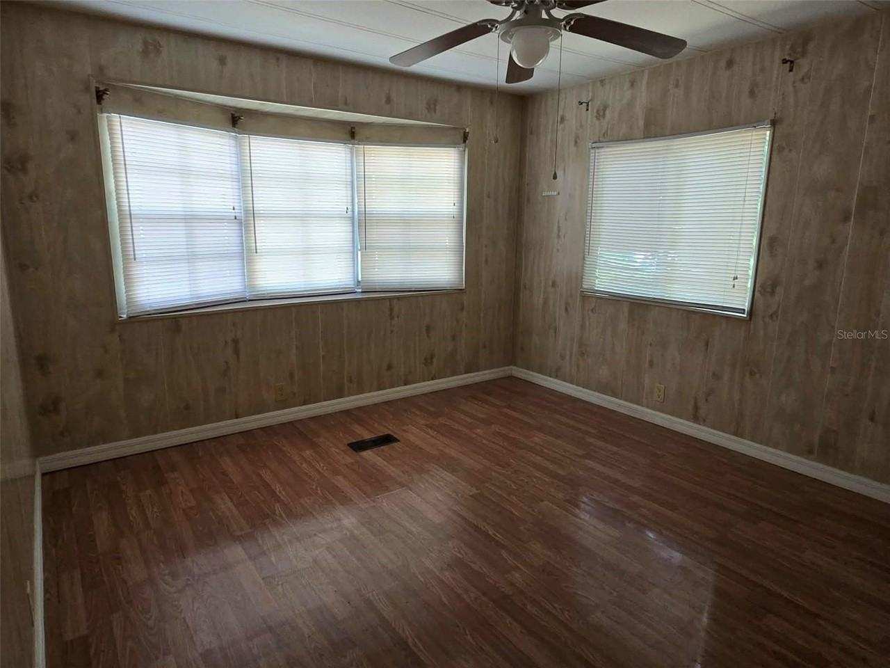 5930 Sw 61st Pl - Photo 3 of 15