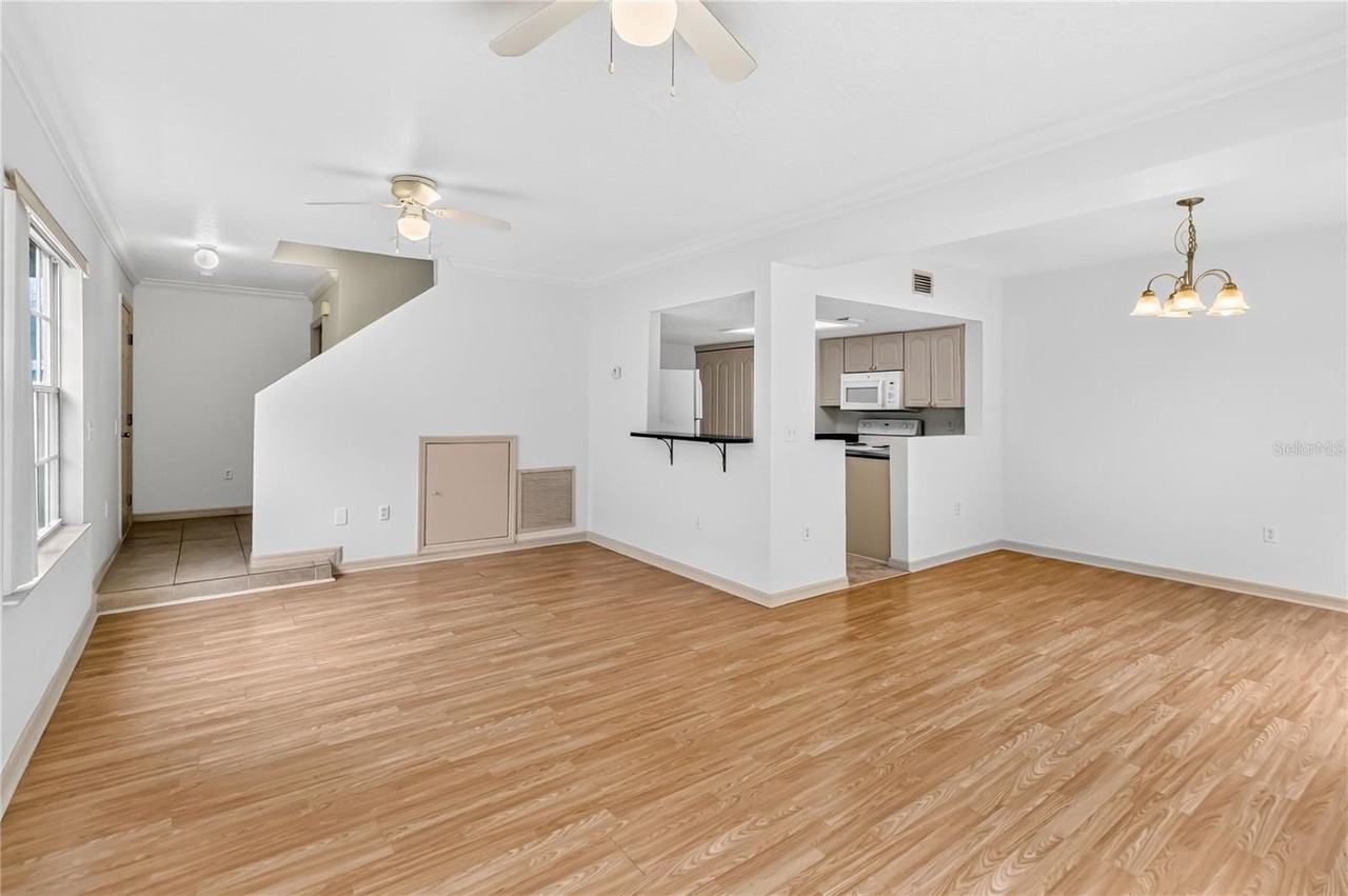 2204 Fan Palm Dr - Photo 7 of 26