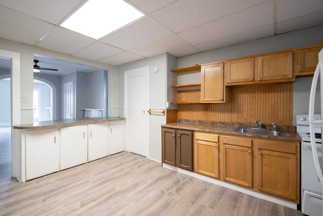 500 2nd St #2 - Photo 5 of 36