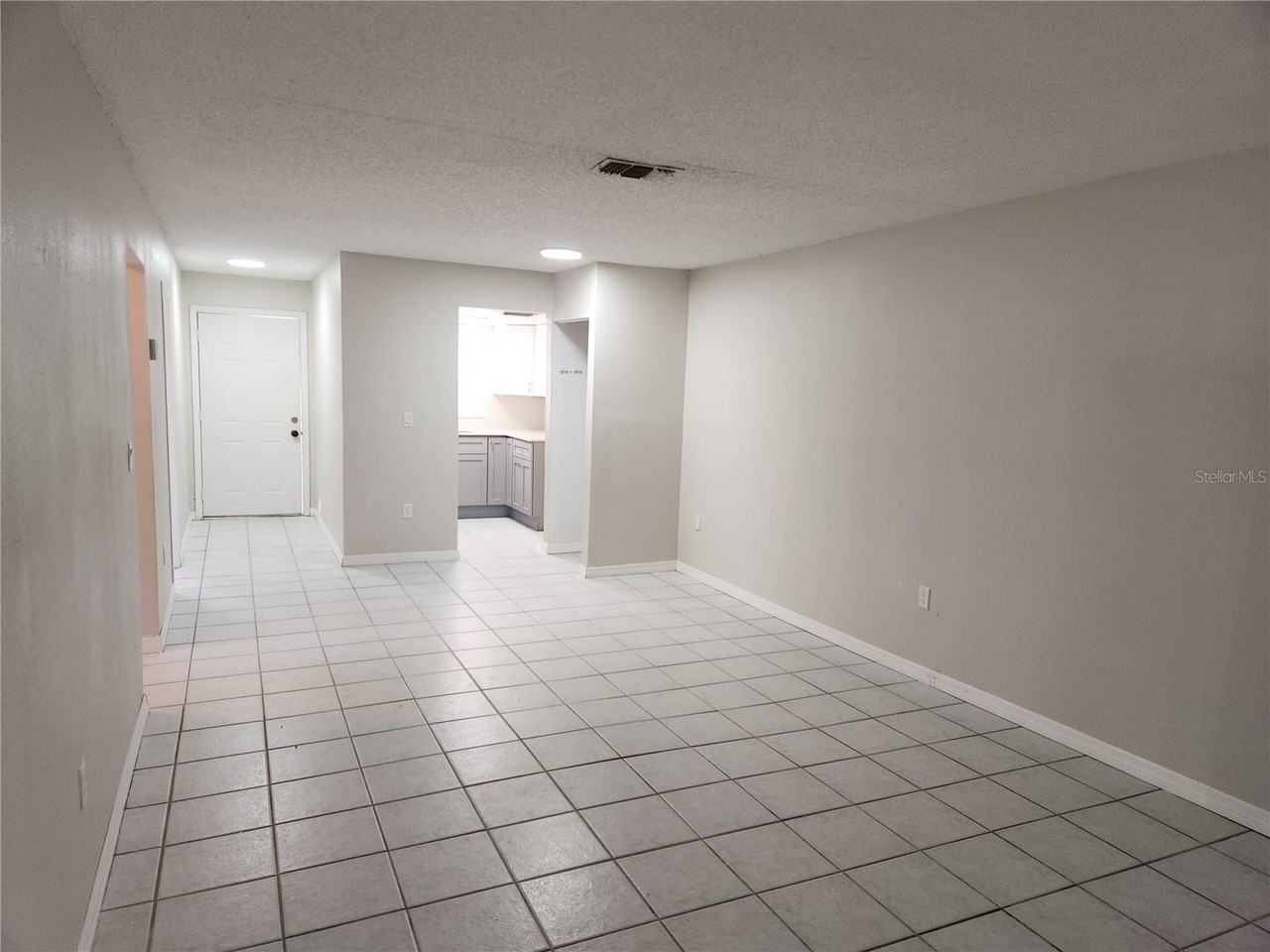 9831 Grace Dr - Photo 5 of 18