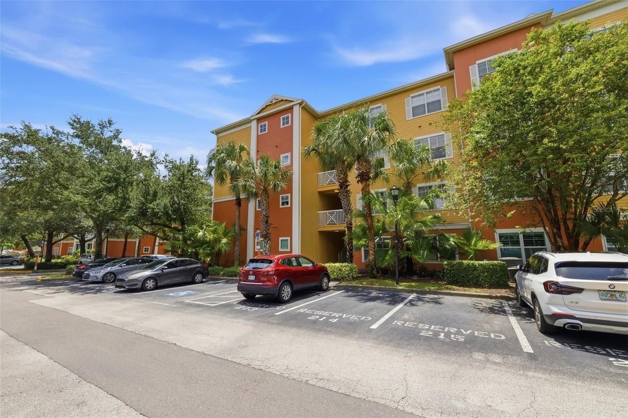 4207 S Dale Mabry Hwy #2305 - Photo 2 of 26