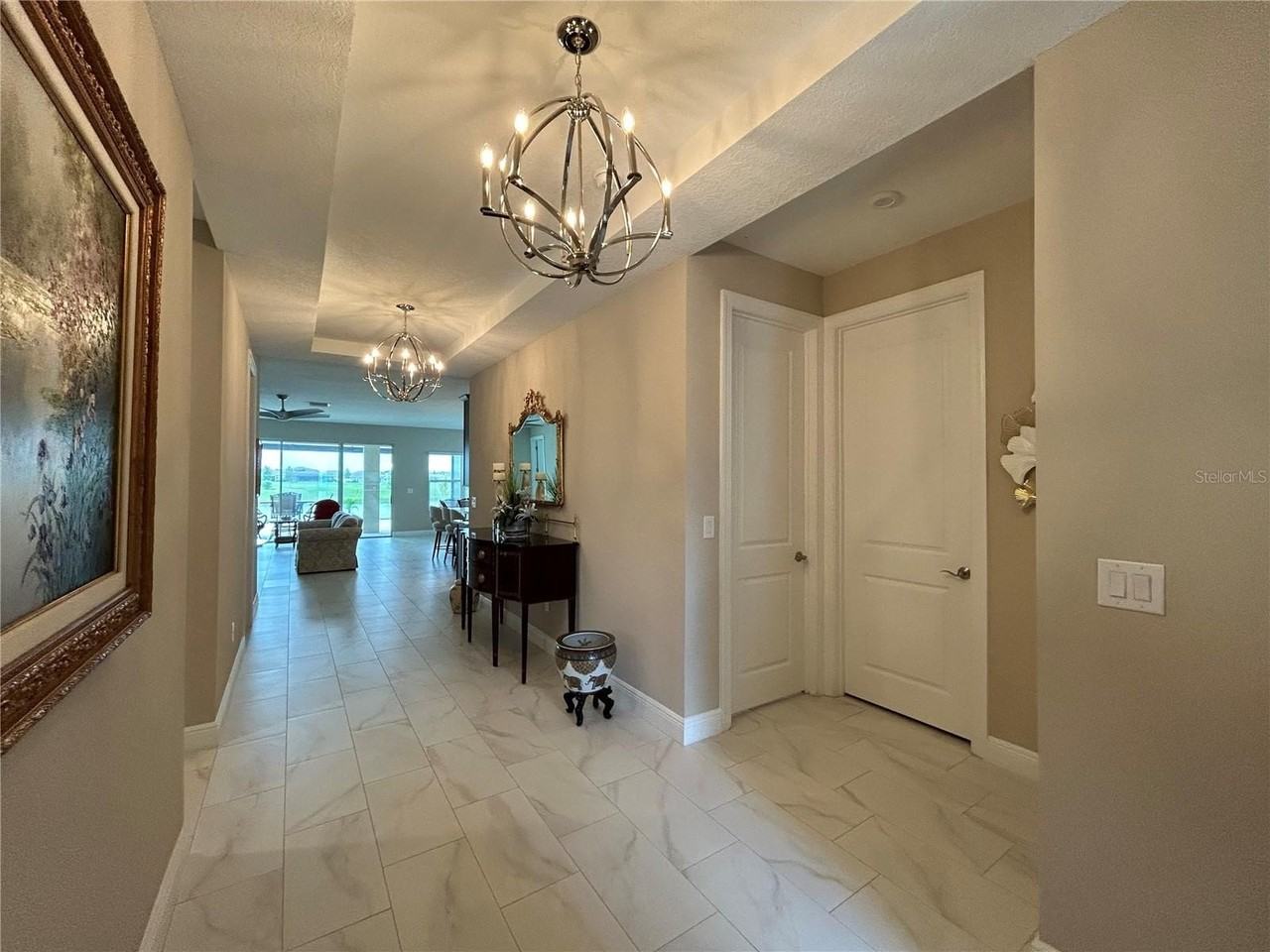6085 Hidden Branch Dr - Photo 4 of 50