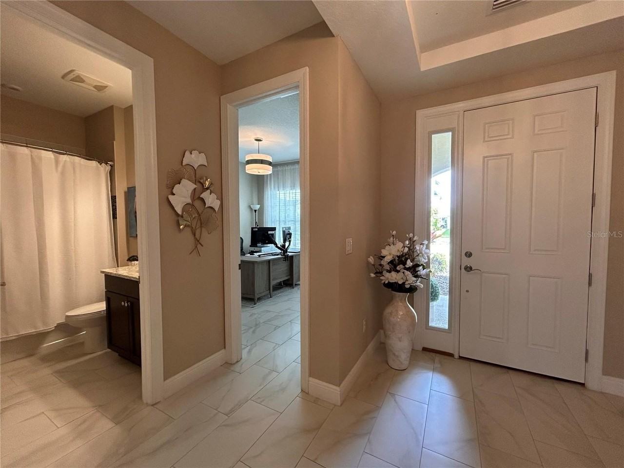 6085 Hidden Branch Dr - Photo 5 of 50