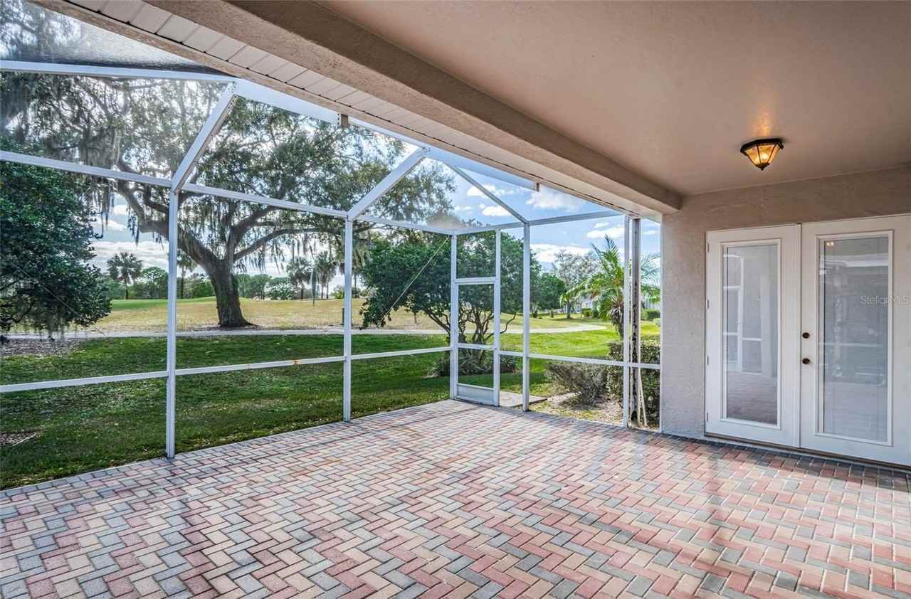 3254 Stonebridge Trl - Photo 3 of 32