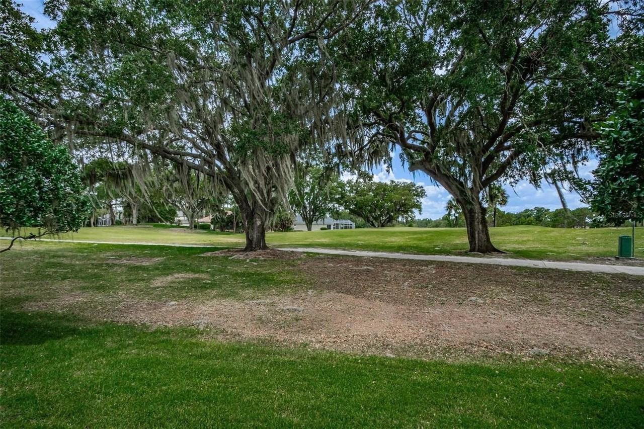 3254 Stonebridge Trl - Photo 7 of 32