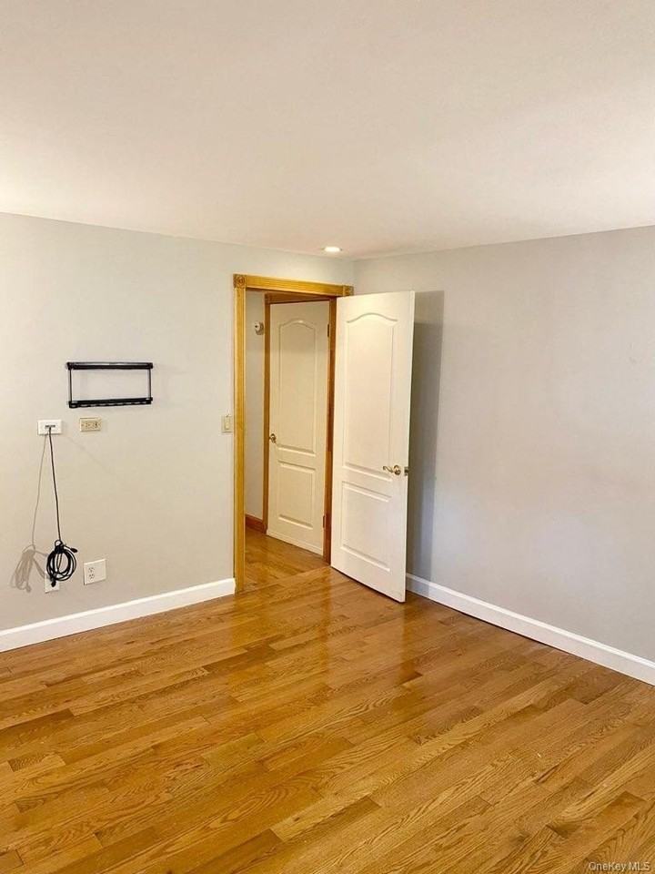 1630 Jefferson Ave - Photo 7 of 9