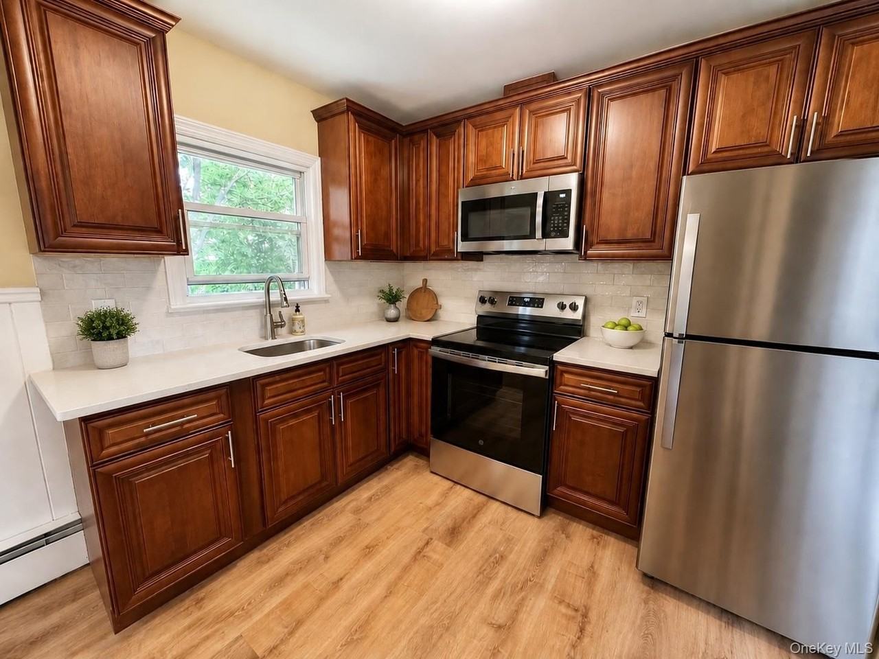 30 Lakeview Ter - Photo 4 of 17