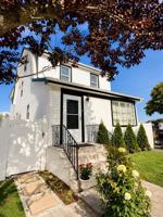 featured image of 2 Lee Ct