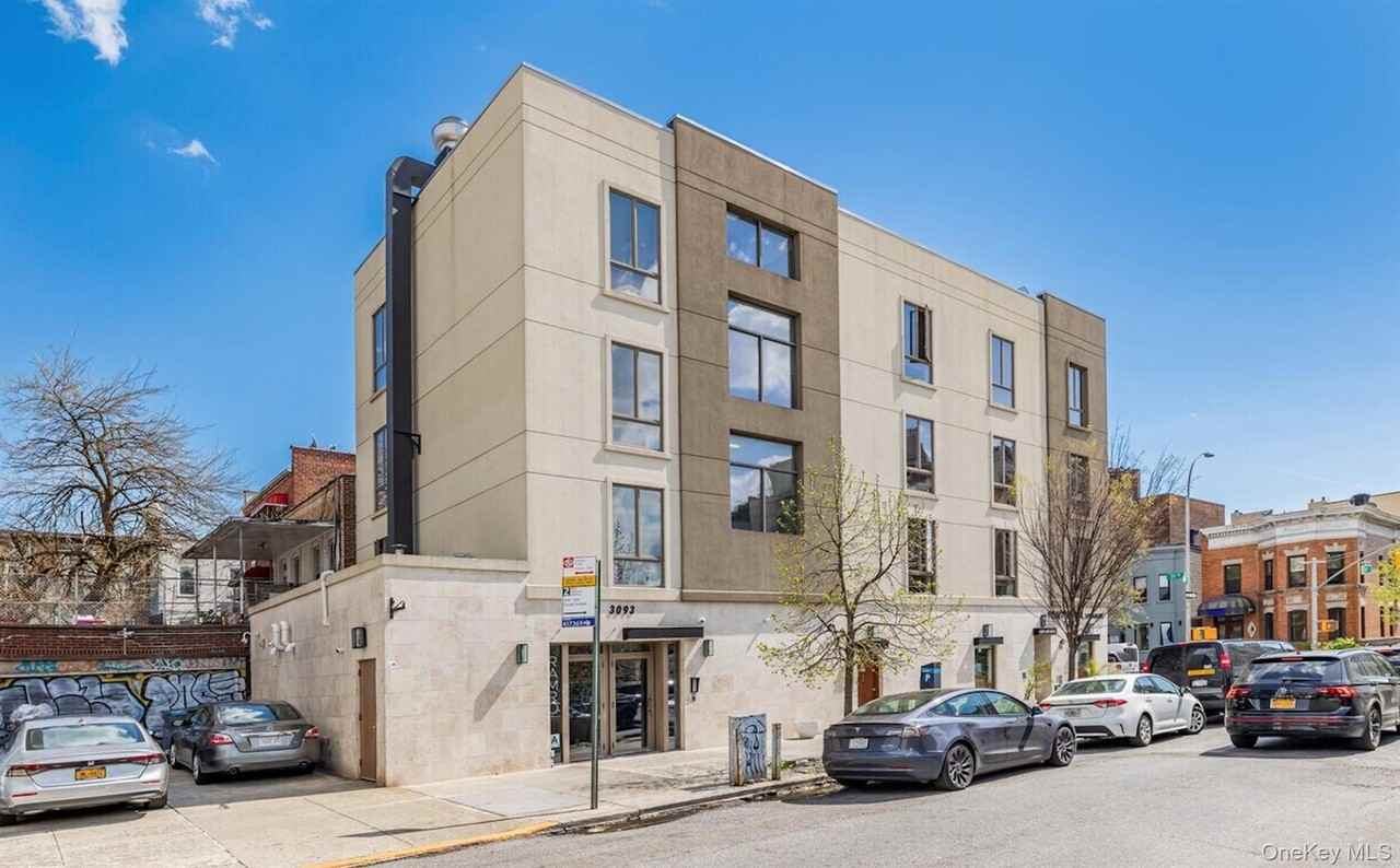 3801 31st Ave #2A