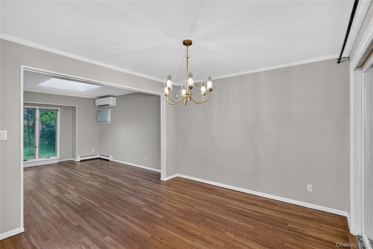 10 Sycamore Rd - Photo 5 of 20