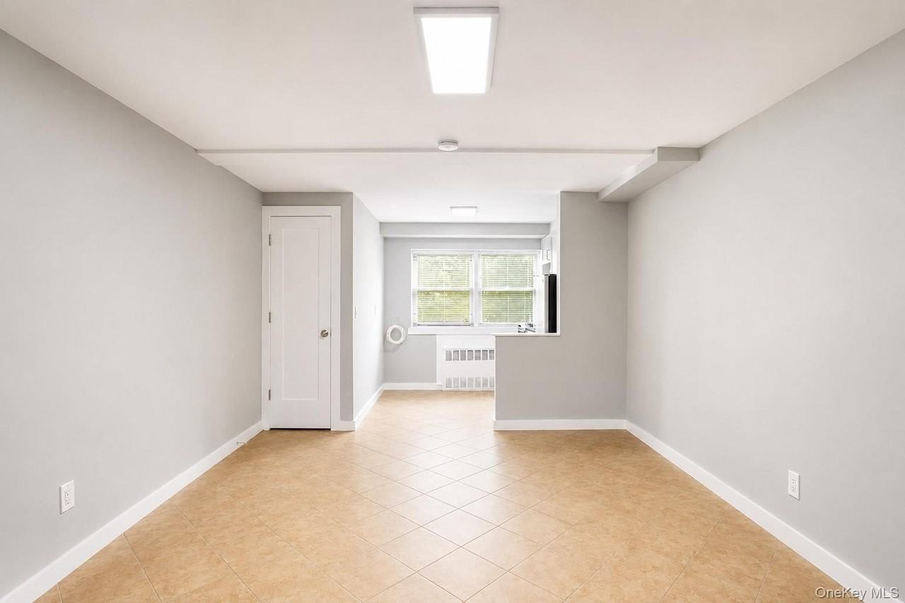470 E Broadway #A3 - Photo 5 of 18