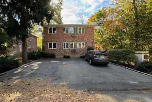 14 Cornwall Ln - Photo 1 of 1