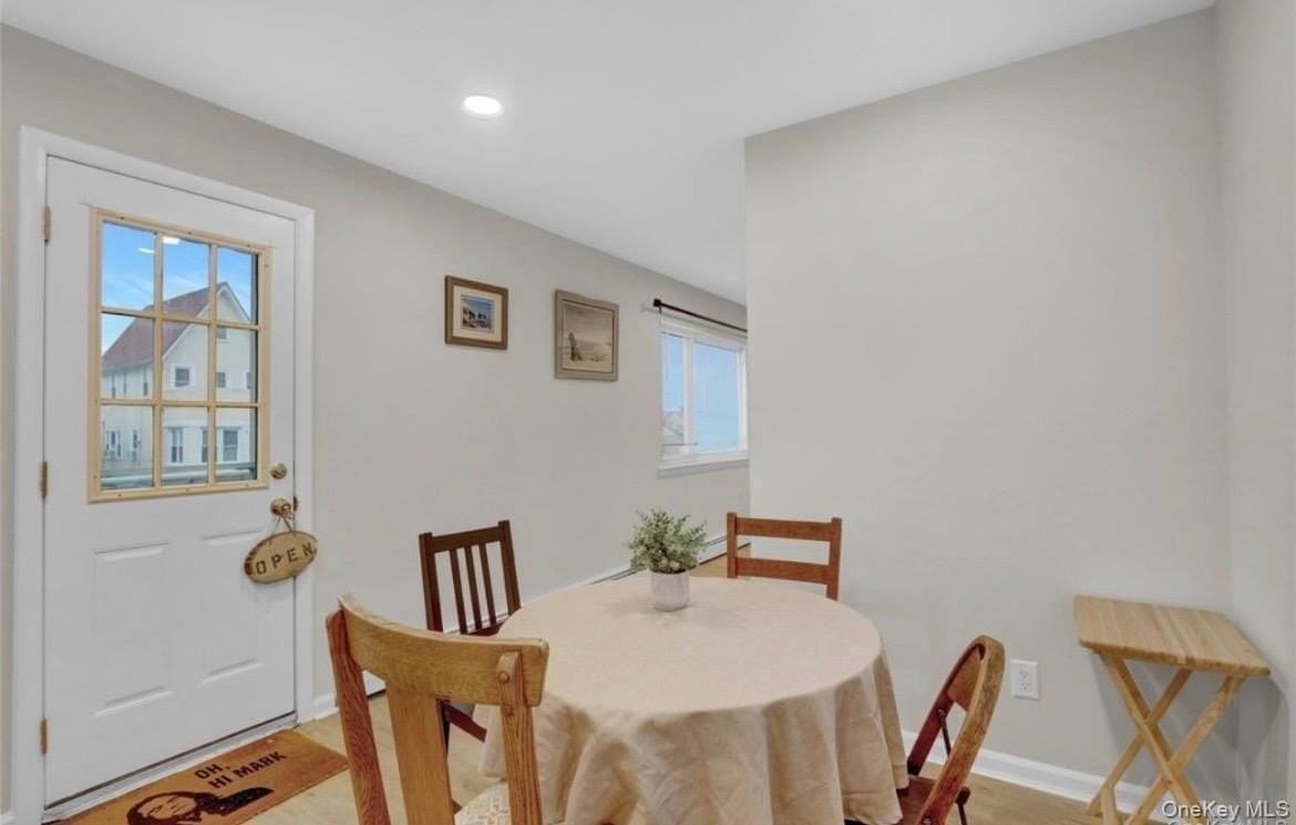 220 E Chester St #2 - Photo 5 of 10