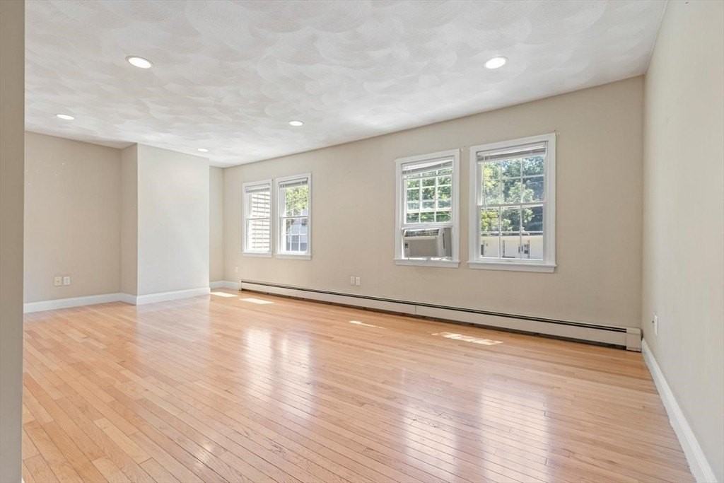 15A Marion St - Photo 5 of 11