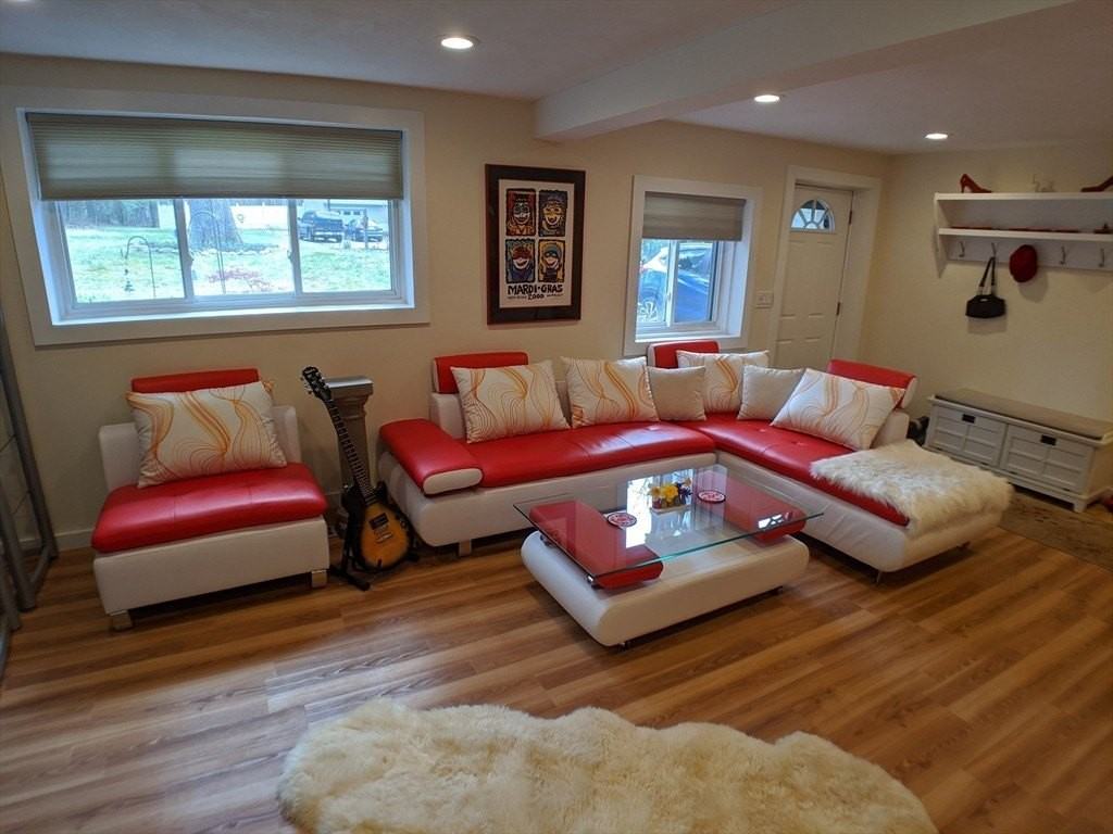 40 Barton Dr #40 - Photo 7 of 18