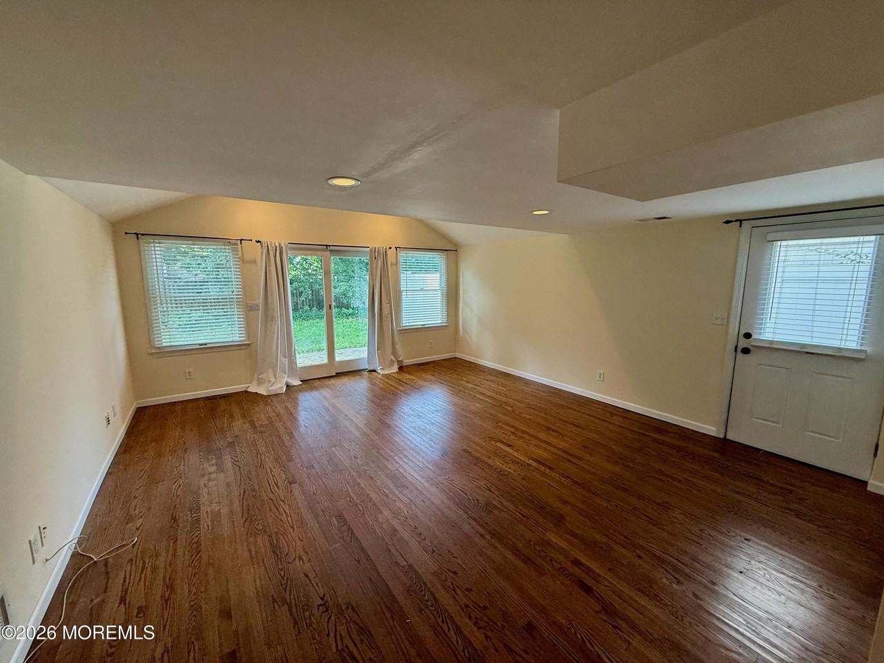 34 Highland Ave - Photo 4 of 20