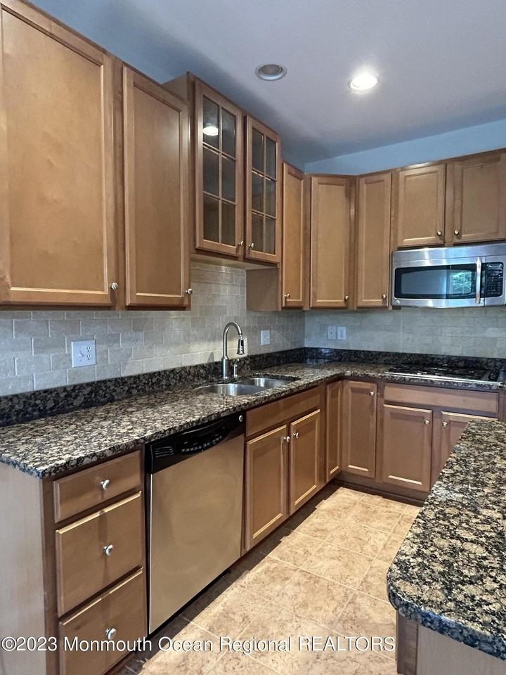 31 Oak Leaf Ln - Photo 6 of 26