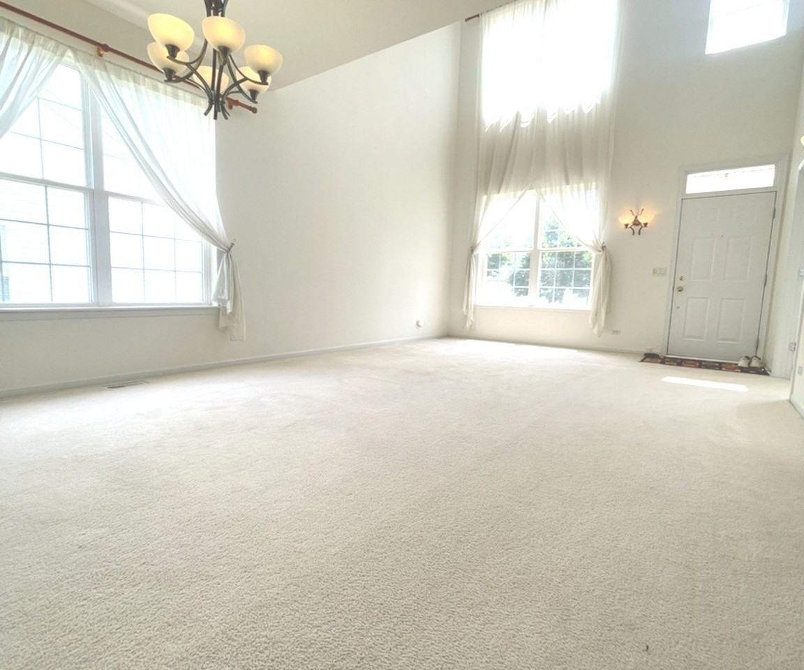 1884 Fescue Dr - Photo 2 of 22