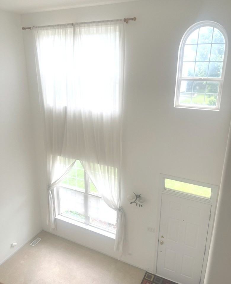 1884 Fescue Dr - Photo 4 of 22
